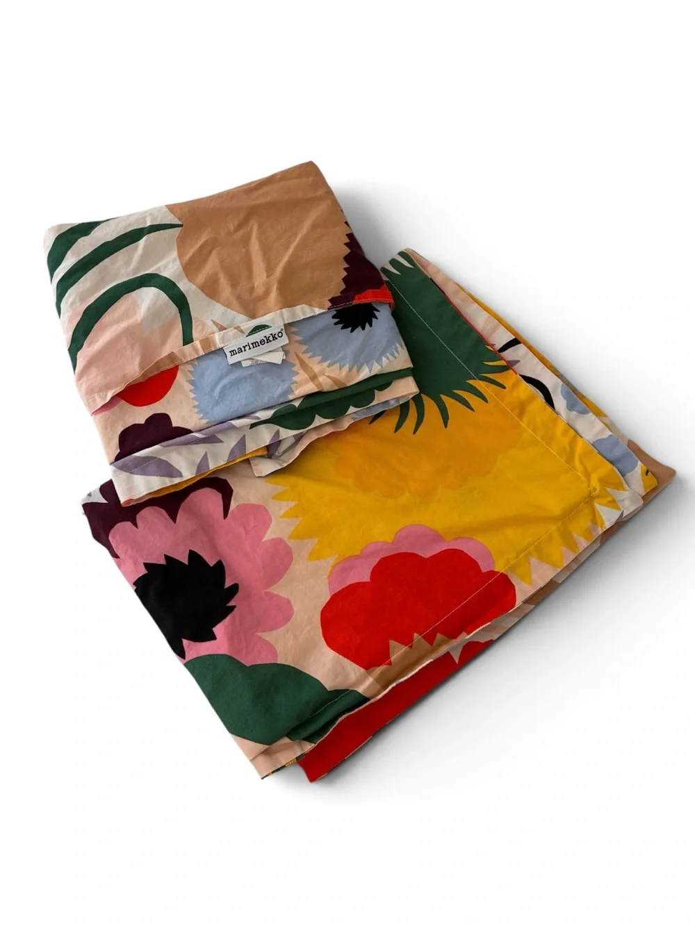 Marimekko | 100% cotton 2 vibrant tropical floral jungle standard pillowcases
